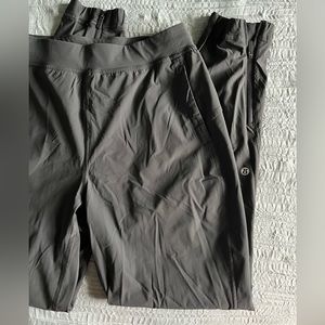 Adapted state high rise jogger. Graphite grey. Size 6